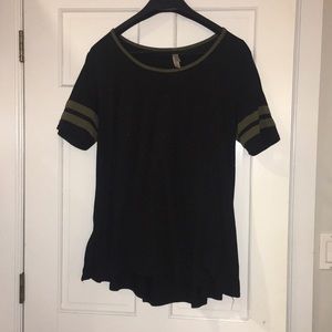 Lularoe perfect tee in black